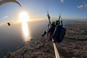 Costa Adeje: Tandem Paragliding Experience with Hotel Pickup