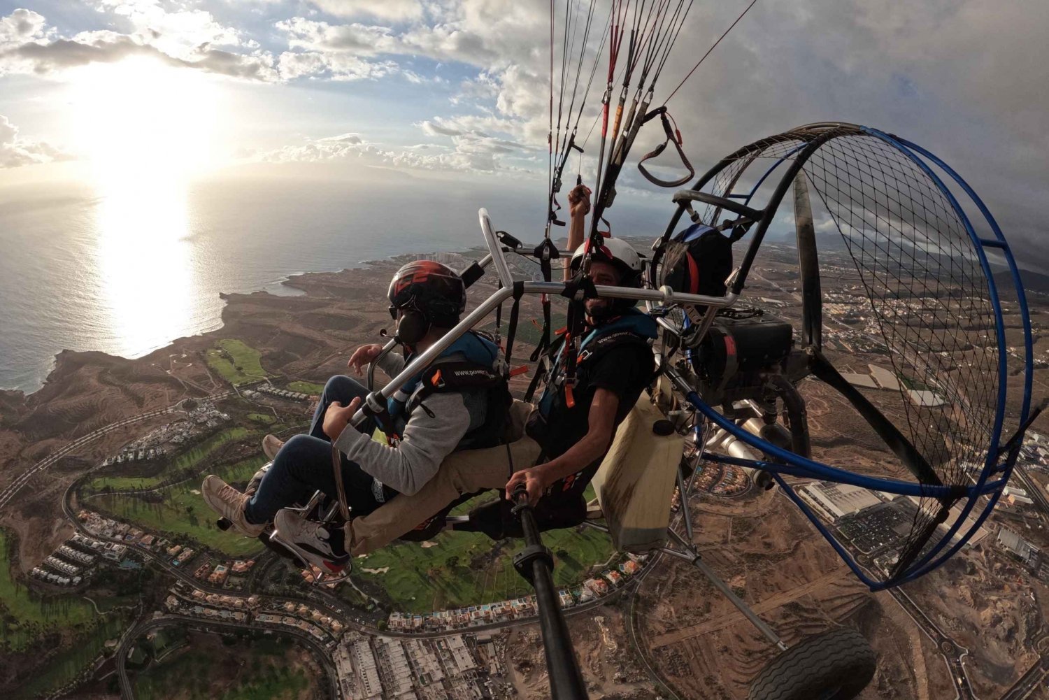 Paratrike voando: (motorizado) como um CASAL em TENERIFE