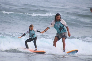 Playa de Las Americas: Groepsles surfen met uitrusting