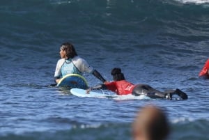 Playa de Las Americas: Surffausryhmätunti ja ilmainen nouto