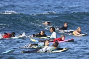 Playa de Las Americas: Surffausryhmätunti ja ilmainen nouto