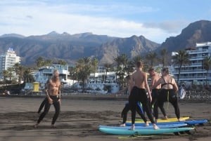 Playa de Las Americas: Surffausryhmätunti ja ilmainen nouto