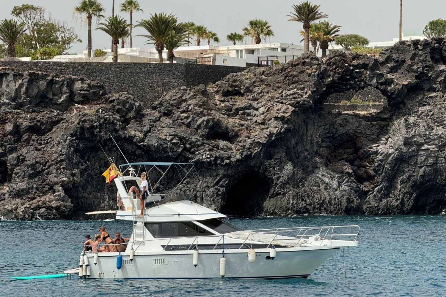 Yksityinen jahti Amalfi Cinco – eksklusiivinen yksityisvuokraus