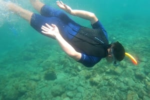 Пуэрто-Колон: экскурсия с гидом на лодке для сноркелинга