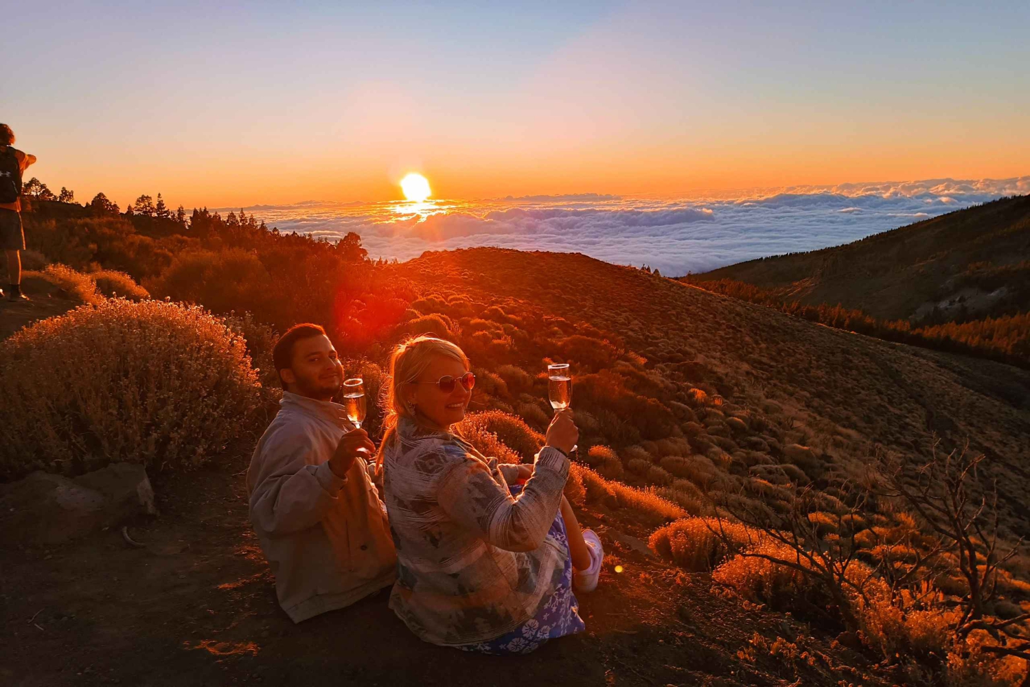 Puerto Cruz: VIP Teide Sunset & Stars, lunch Guachiche + cava