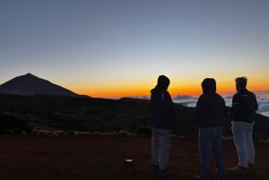 プエルト・デ・ラ・クルス：クワッドでテイデ山に登り、魔法のような夕日を体験しましょう