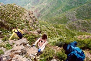 Wędrówka Roque de Tarucho nad wioską Masca