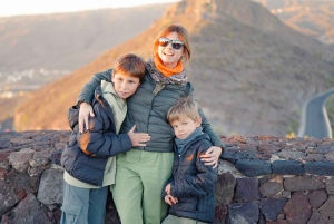 テネリフェ島の海岸線を走る往復バギーツアー