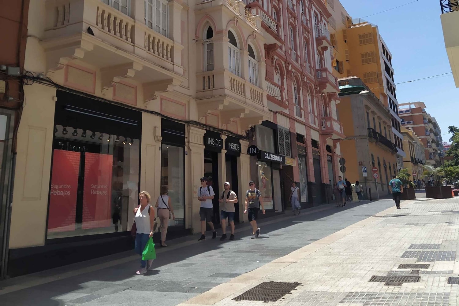 Santa Cruz de Tenerife: A Prestige Places Crawl