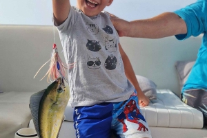 Santa Cruz de Tenerife: Private Family Fishing Tour