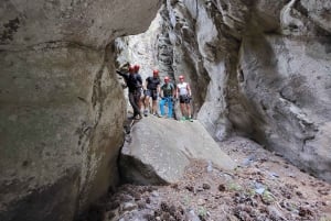 サンタ クルス デ テネリフェ：ビラフロール キャニオニング ツアー