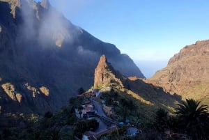 Caminhada guiada Barranco de Masca + barco para Los Gigantes