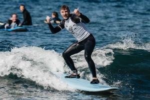 Aula de surf em pequenos grupos na Playa de las Américas