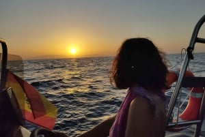 Espectacular Crucero al Atardecer en Tenerife: Una experiencia mágica