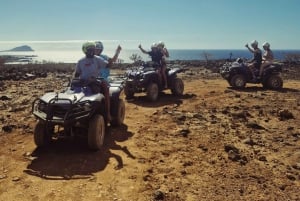 テネリフェ島：100％オフロードの四輪バギーアドベンチャー（送迎とドリンク付き）をお楽しみください