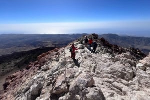 Tenerife: Ascenso al pico del Teide con Permiso oficial y guía