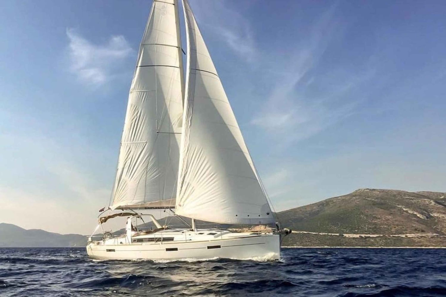 Tenerife: Beneteau Oceanis 45 Leila Sailing Tour