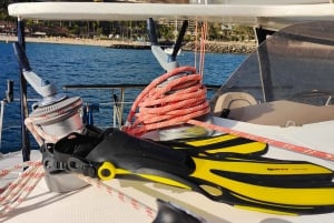 Tenerife: Excursión en Catamarán con Snorkel y Almuerzo