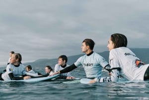 Tenerife: Clase de surf en grupo coge tu ola