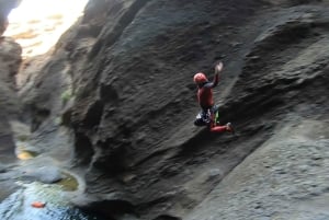 Тенерифе: каньонинг с гидом