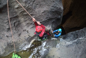 Тенерифе: каньонинг с гидом