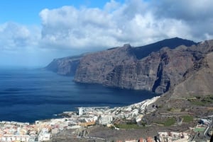 Adeje: Vuelo panorámico en helicóptero por Tenerife