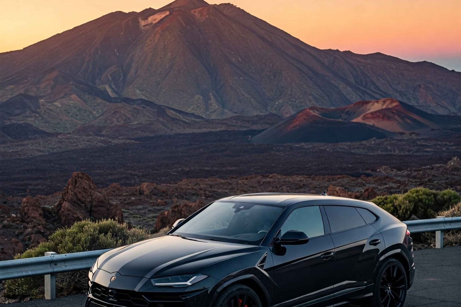 Tenerife: Lamborghini Urus Teide Tour with Driver