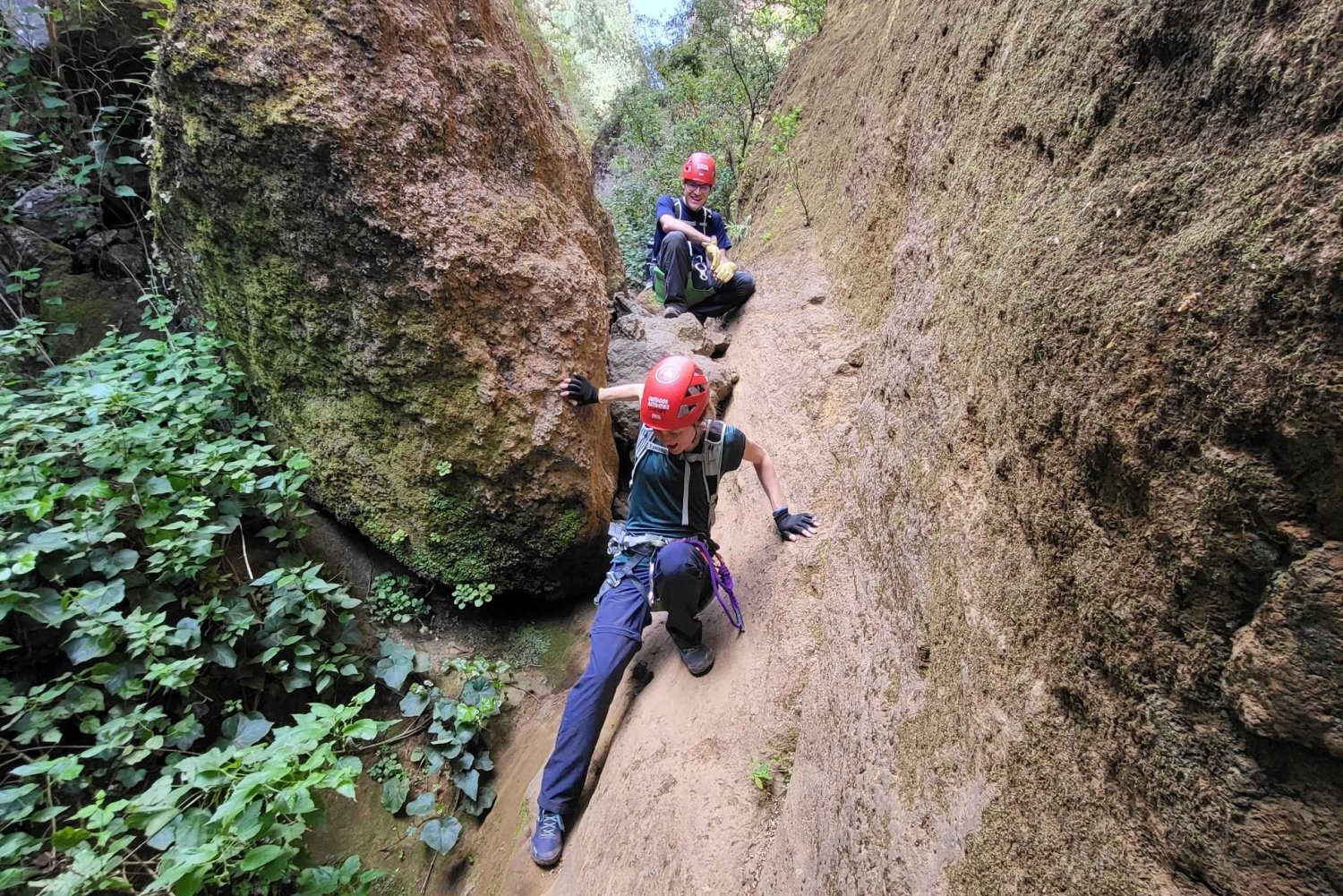 Tenerife: Los Arcos Canyoning Tour with Guide