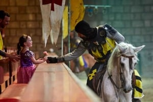 Tenerife: Castillo San Miguel Espectáculo Medieval con Cena