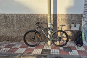 Teneryfa: Wypożyczalnia rowerów górskich z dostawą do hotelu