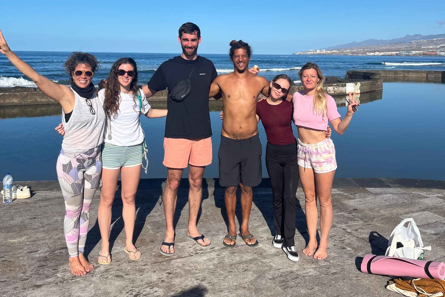 Tenerife : Yoga en plein air sur la plage de Las Americas