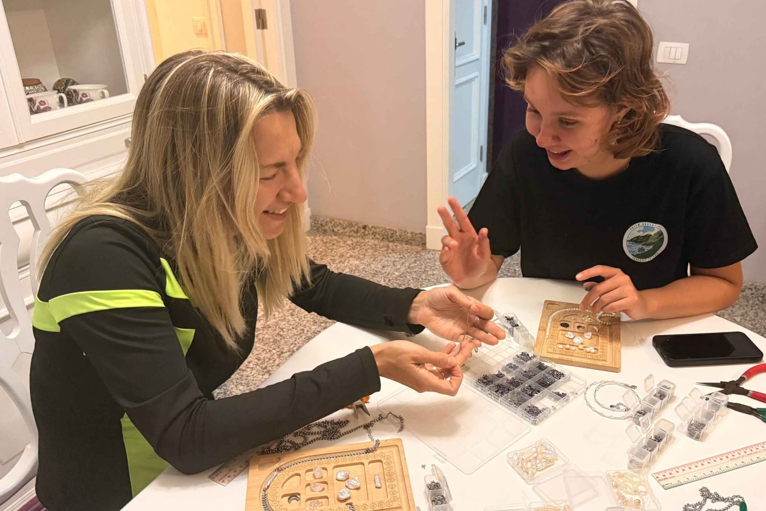 Tenerife: Pearl Jewelry-Making Workshop with Designer