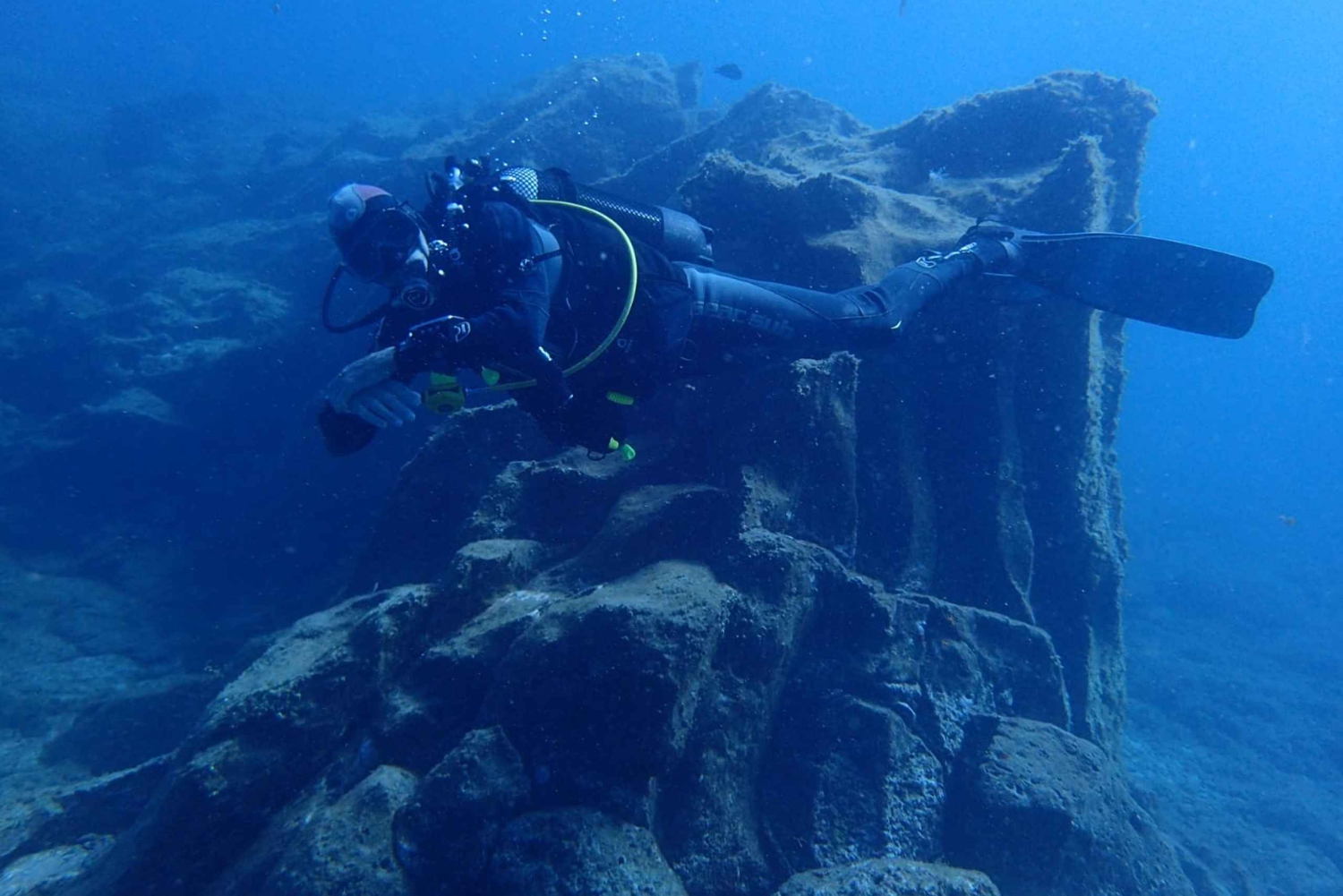 Tenerife: mergulho privado para iniciantes em um barco