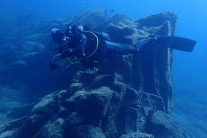 Tenerife: mergulho privado para iniciantes em um barco