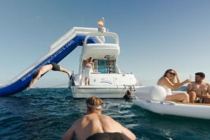 Tenerife: Private Luxury Yacht Sunset Cruise