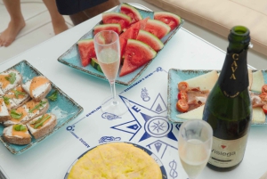 Tenerife: Private Luxury Yacht Sunset Cruise