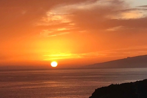 Teneriffa: Auringonlaskun yksityinen charter juomineen ja tapaksineen.