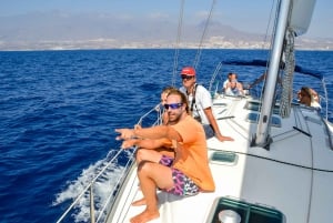 Tenerife: Zeilboot Tour Walvissen spotten, eten en snorkelen