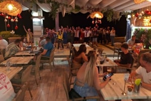 Tenerife : visite à pied et discothèque silencieuse « Mustang Sally's »
