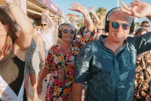 Tenerife : visite à pied et discothèque silencieuse « Mustang Sally's »