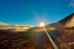 Tenerife: Sunset Night Tour and Stargazing at Teide + Dinner