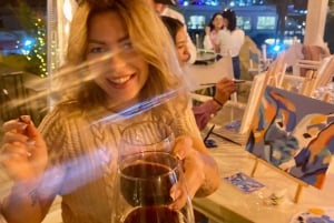 Tenerife: Wine and Paint Night with a Local Artist