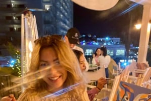 Teneriffa: Vin- och målarkväll med en lokal konstnär