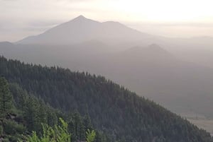 Teno: Kierros Erjosista vuorten harjanteen yli, josta on näkymä Mascaan