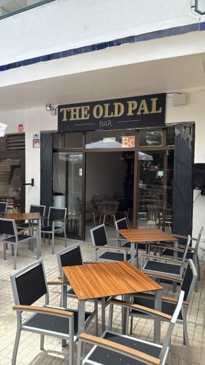 The Old Pal Bar
