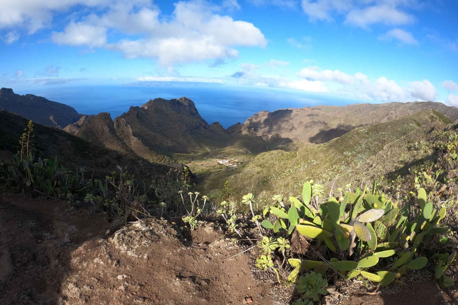 Vulkane, Weinberge und Lorbeerwälder – Santiago del Teide