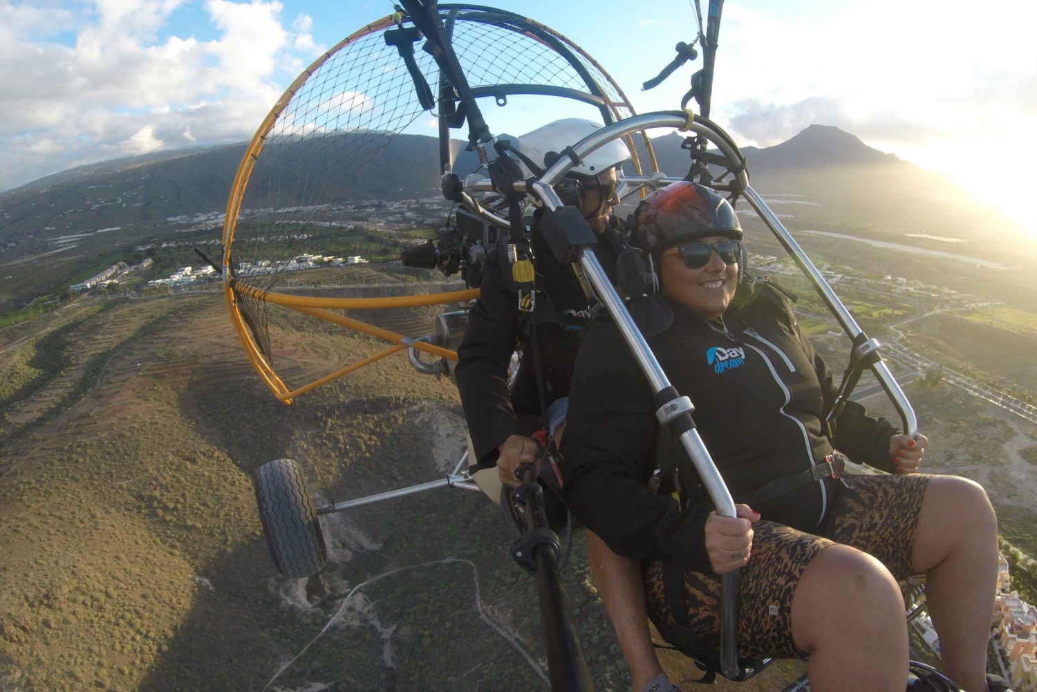 Flight in Paratrike over the Tenerife south