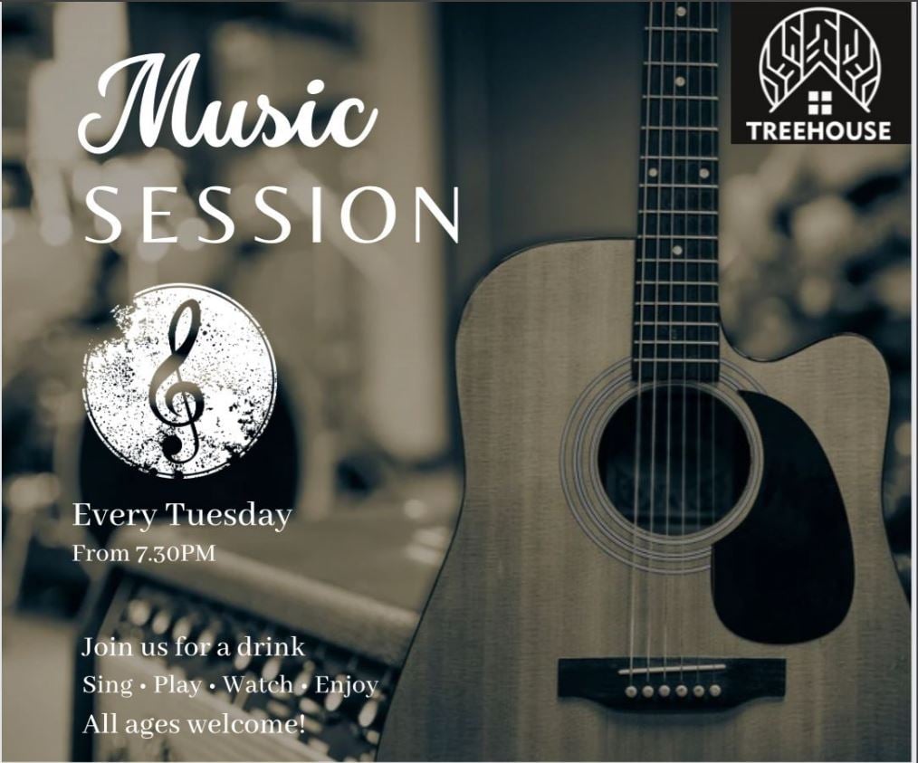 Tuesday Music Session at the Treehouse, Chayofa