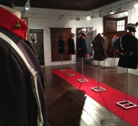 Exposición de Uniformes Militares en el Museo de Historia