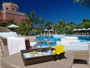 Poolside at the fabulous Hotel Las Madrigueras